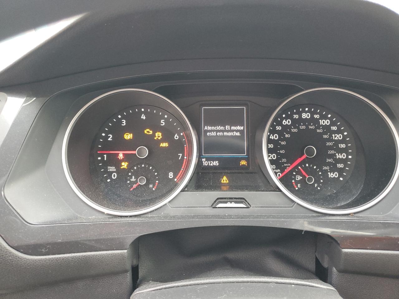 2021 Volkswagen Tiguan - Image 9
