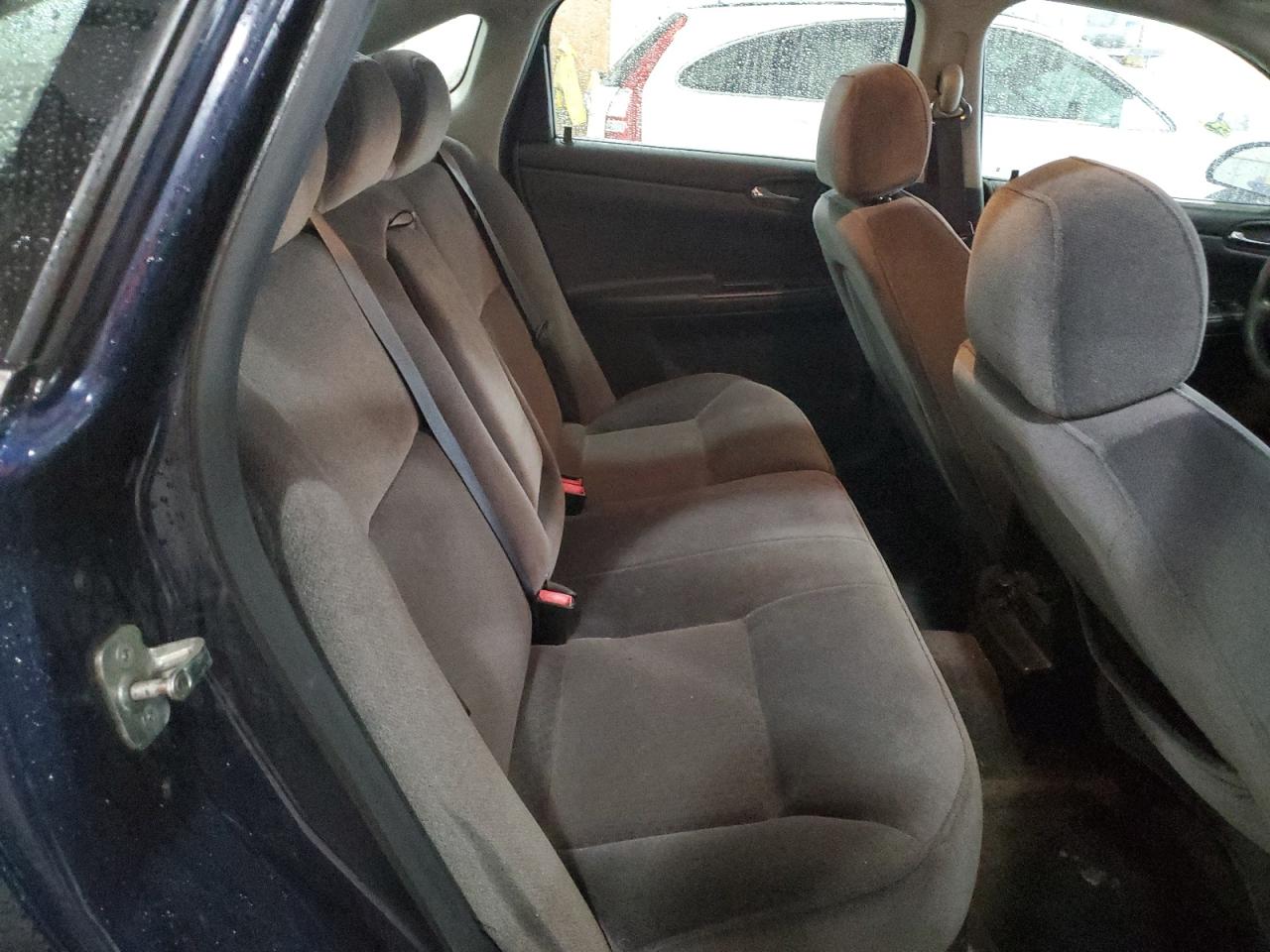 2007 Chevrolet Impala - Image 10