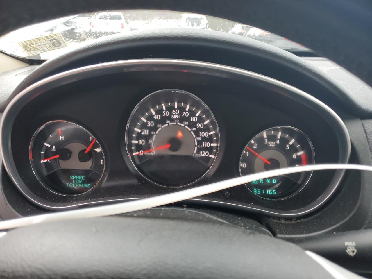 2013 Chrysler 200 - Image 9