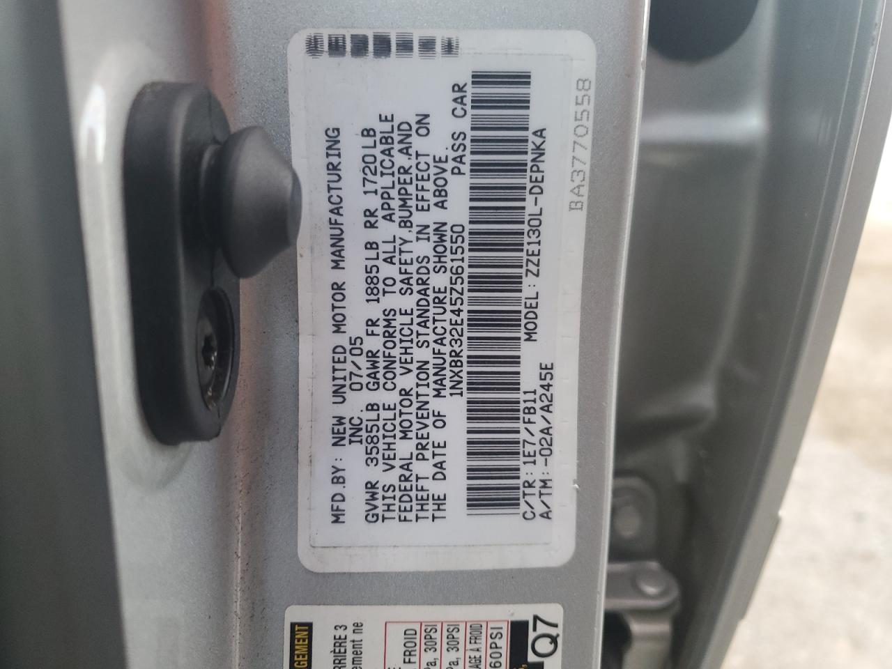 2005 Toyota Corolla - Image 12