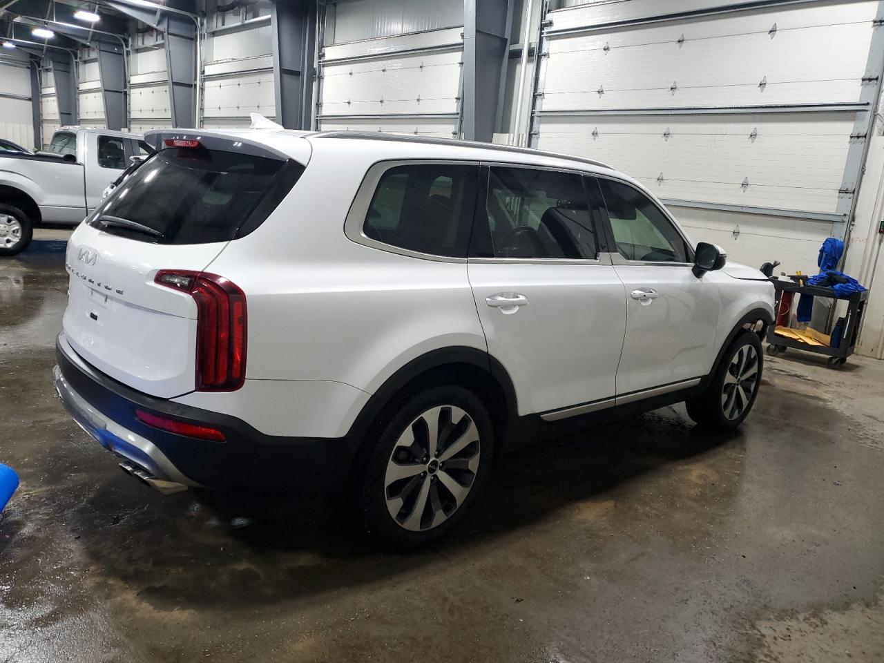 2022 Kia Telluride - Image 3