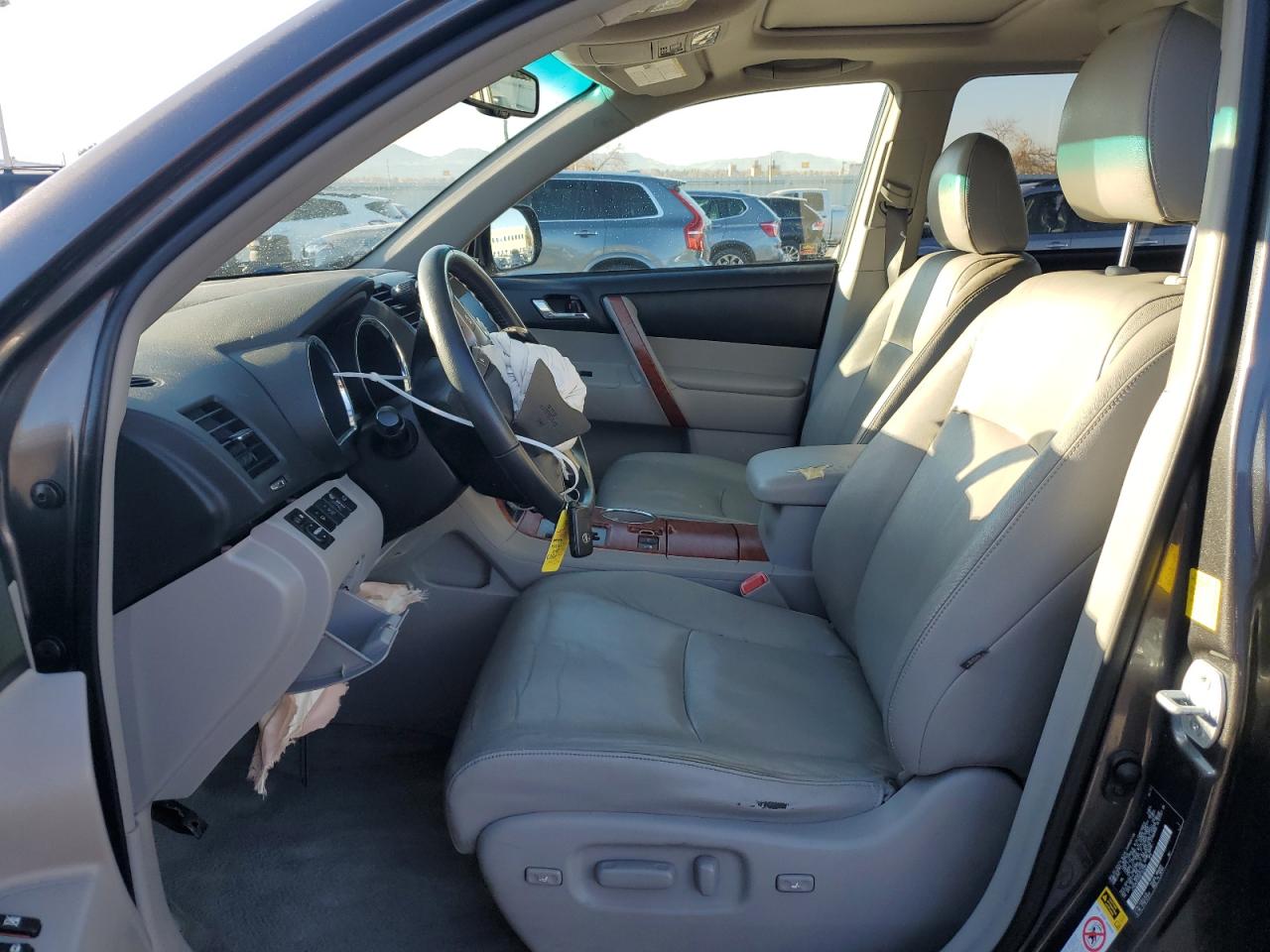 2010 Toyota Highlander - Image 7