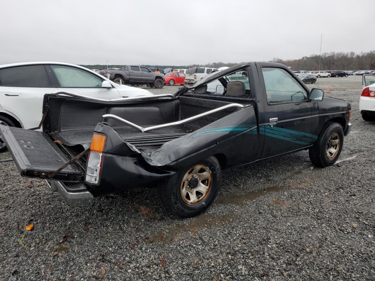 1993 Nissan Navara (Frontier) - Image 3