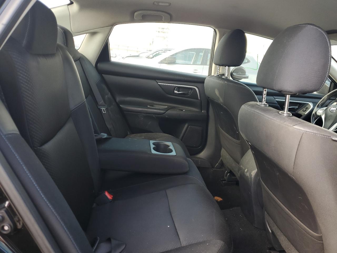 2017 Nissan Altima - Image 10