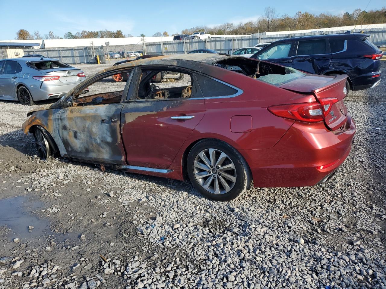 2015 Hyundai Sonata - Image 2