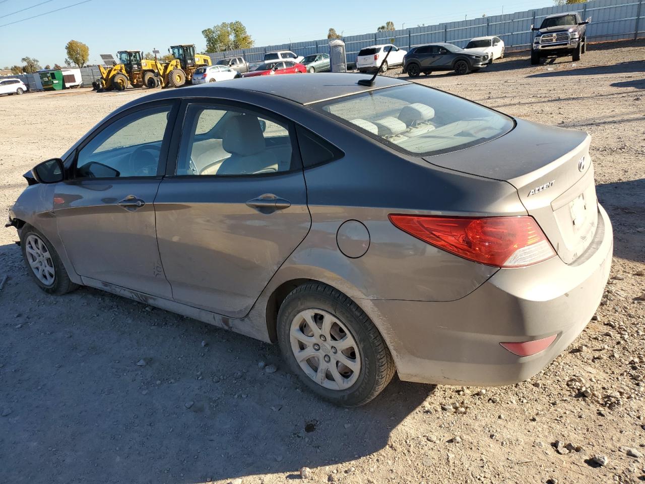 VIN KMHCT4AEXDU523591 2013 HYUNDAI ACCENT no.2