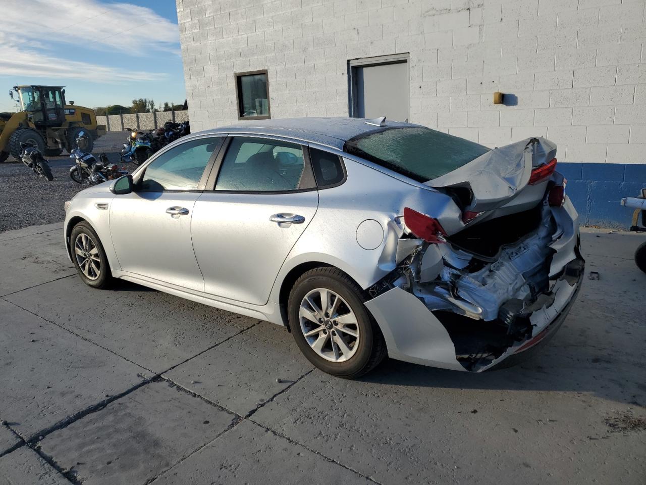 2018 Kia Optima - Image 2