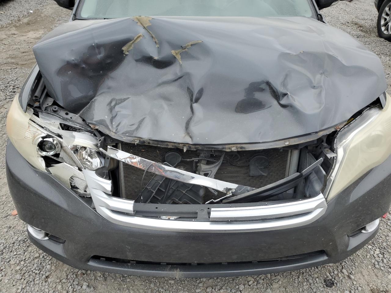 2011 Toyota Avalon - Image 11