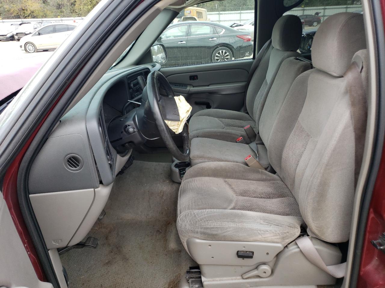 2004 Chevrolet Tahoe - Image 7
