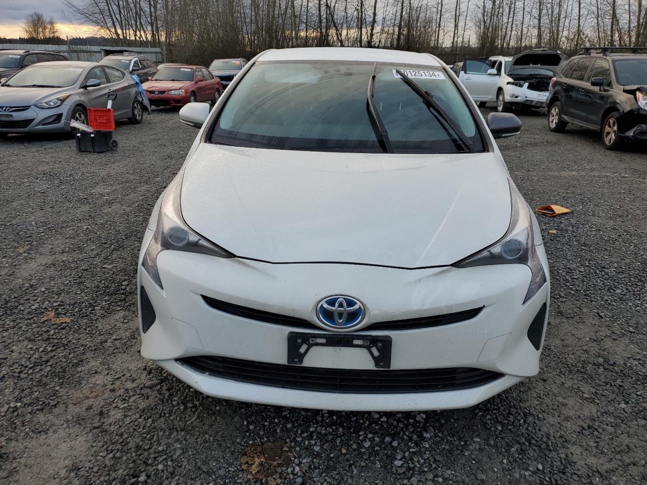 VIN JTDKBRFUXG3001070 2016 TOYOTA PRIUS no.5