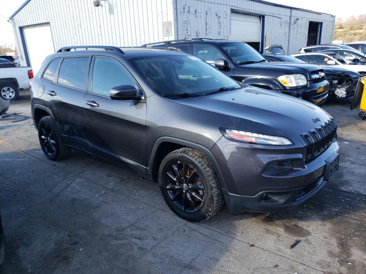 2014 Jeep Grand Cherokee - Image 4