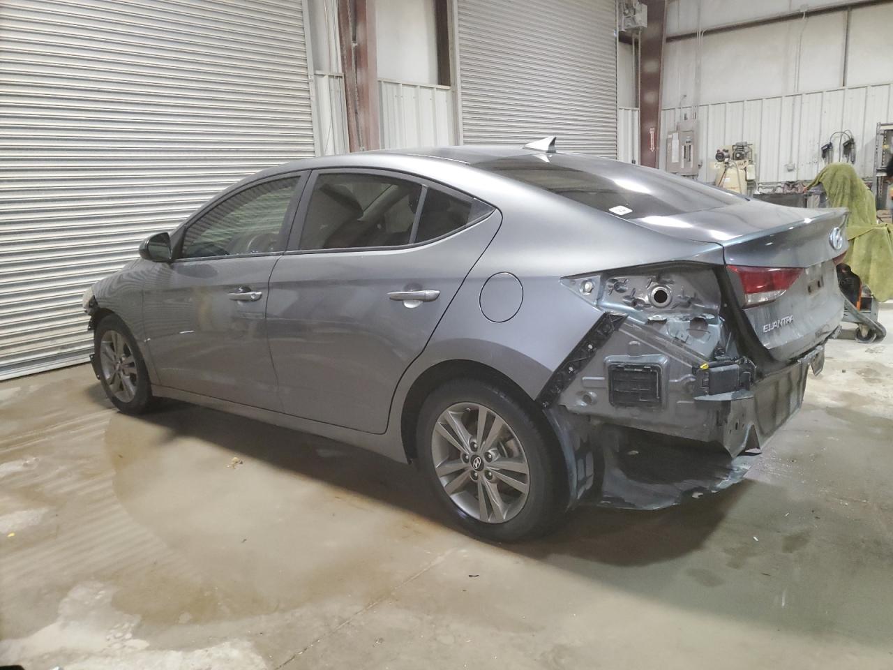 5NPD84LF2JH363180 2018 HYUNDAI ELANTRA - Image 2