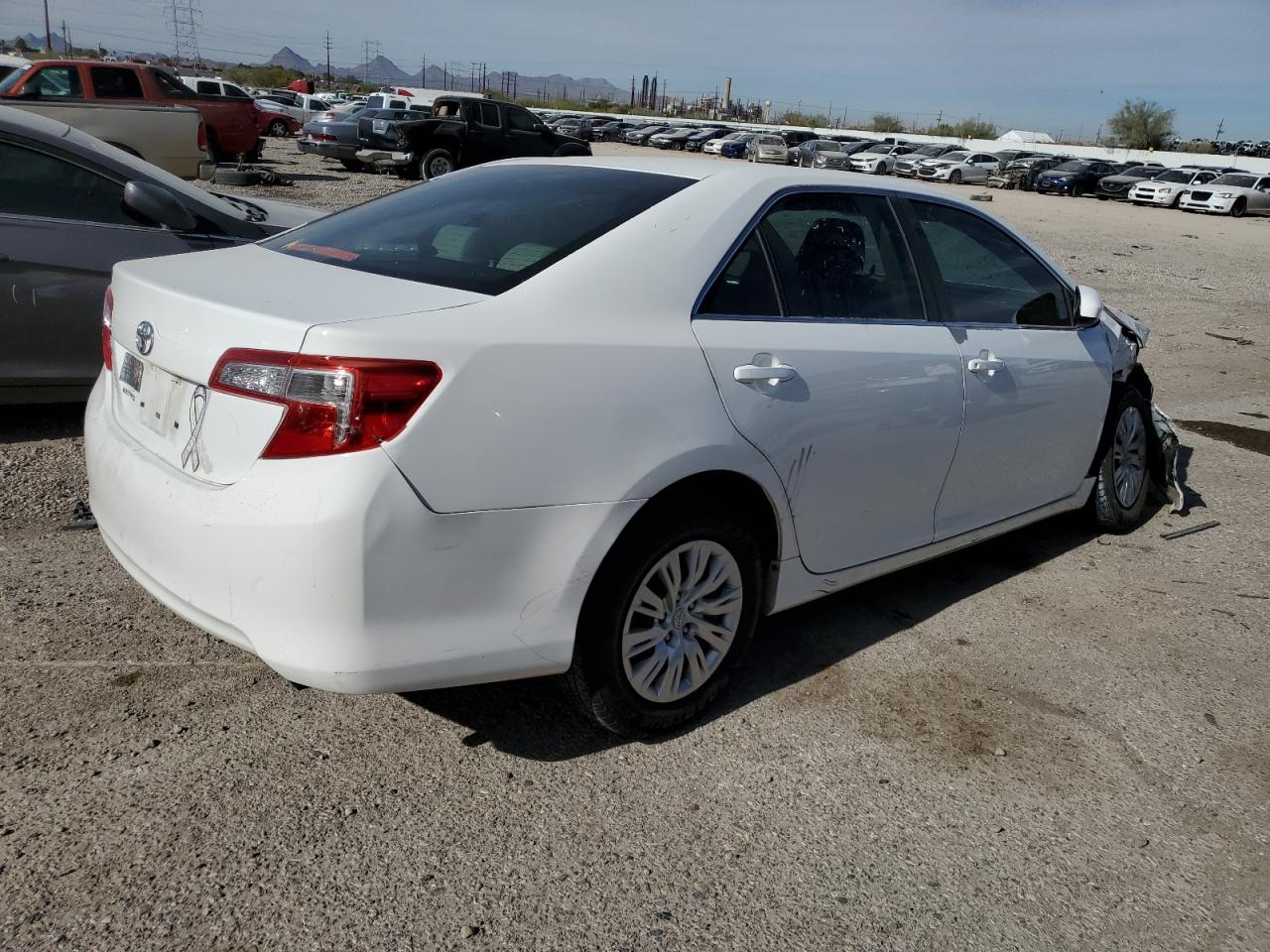 2014 Toyota Camry - Image 3