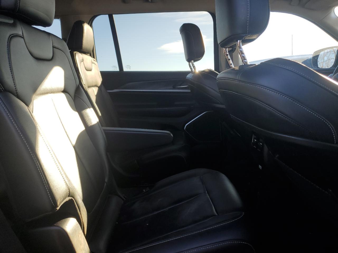 2021 Jeep Grand Cherokee - Image 11