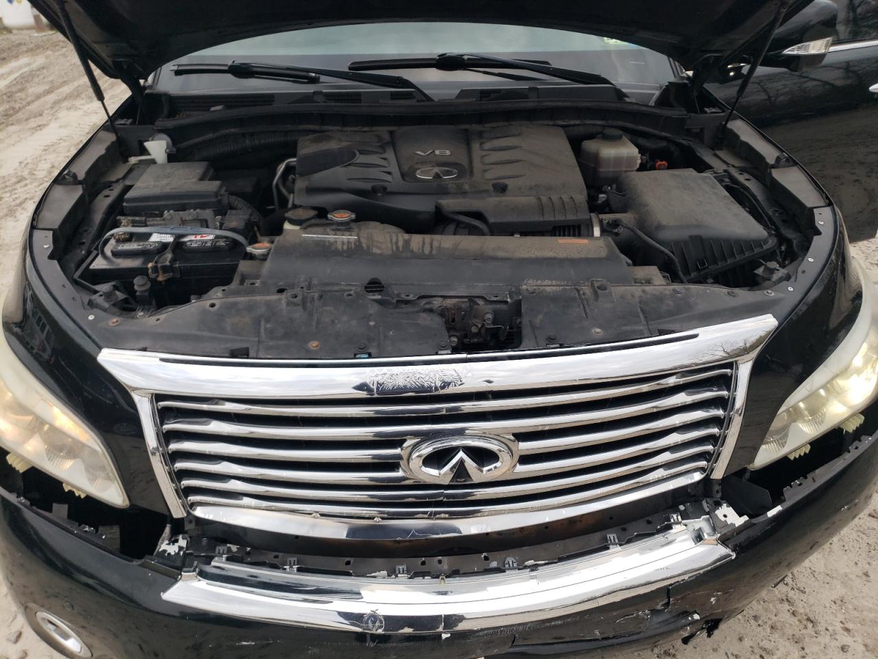2012 Infiniti QX56 - Image 12