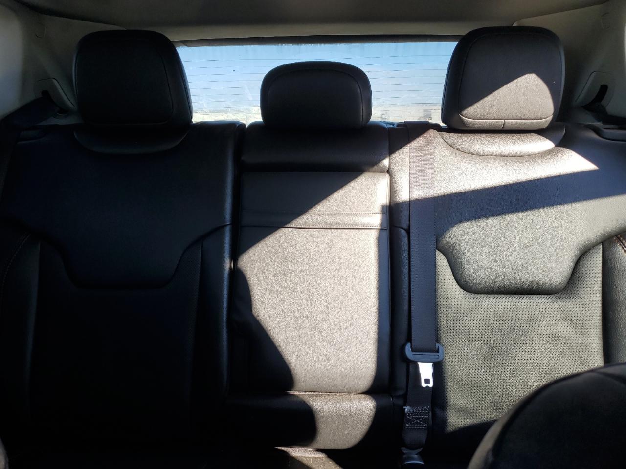 2020 Jeep Compass - Image 10