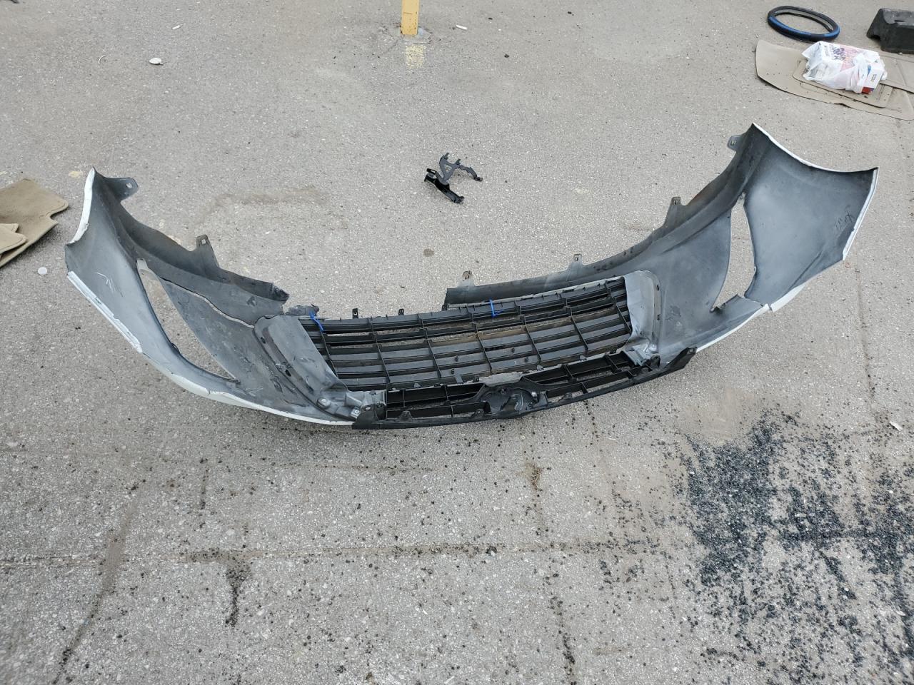 2015 Toyota Camry - Image 12