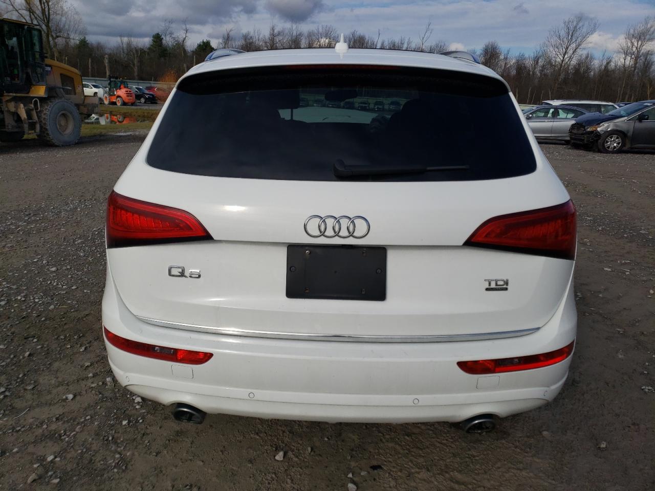 2015 Audi Q5 Tdi Premium Plus VIN: WA1CMAFP6FA010038 Lot: 81542134