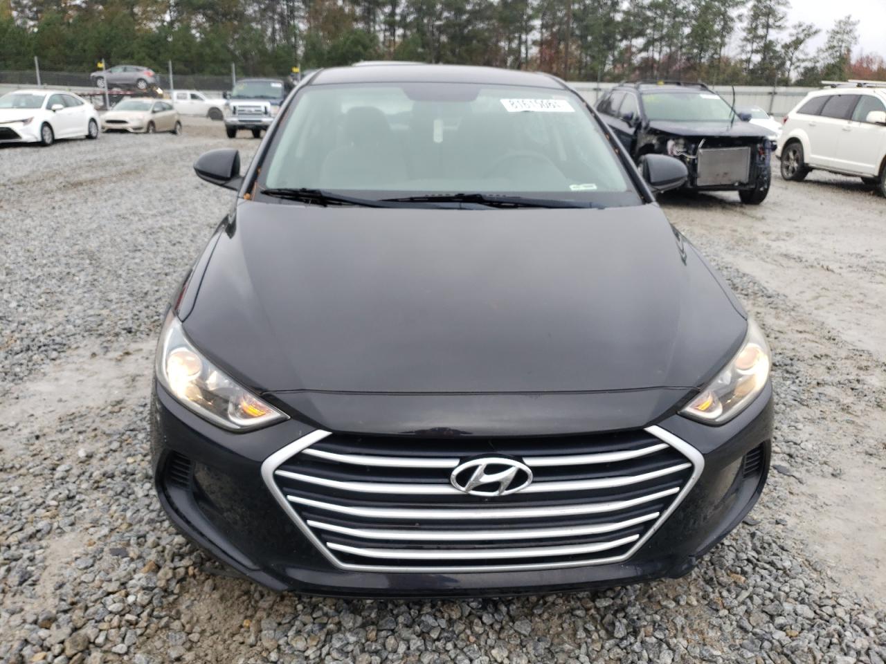 2017 Hyundai Elantra - Image 5