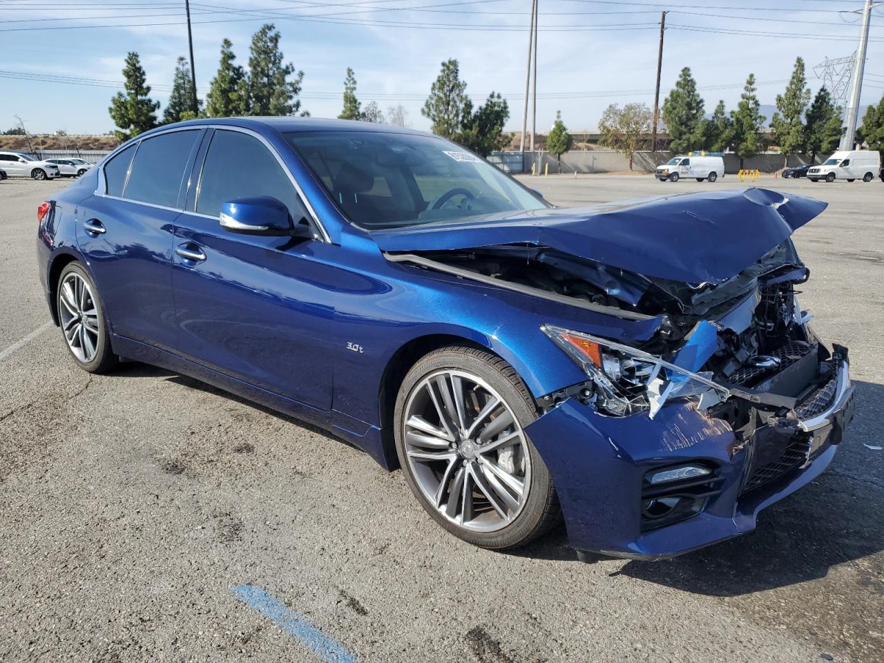 VIN JN1EV7APXHM743140 2017 INFINITI Q50 no.4