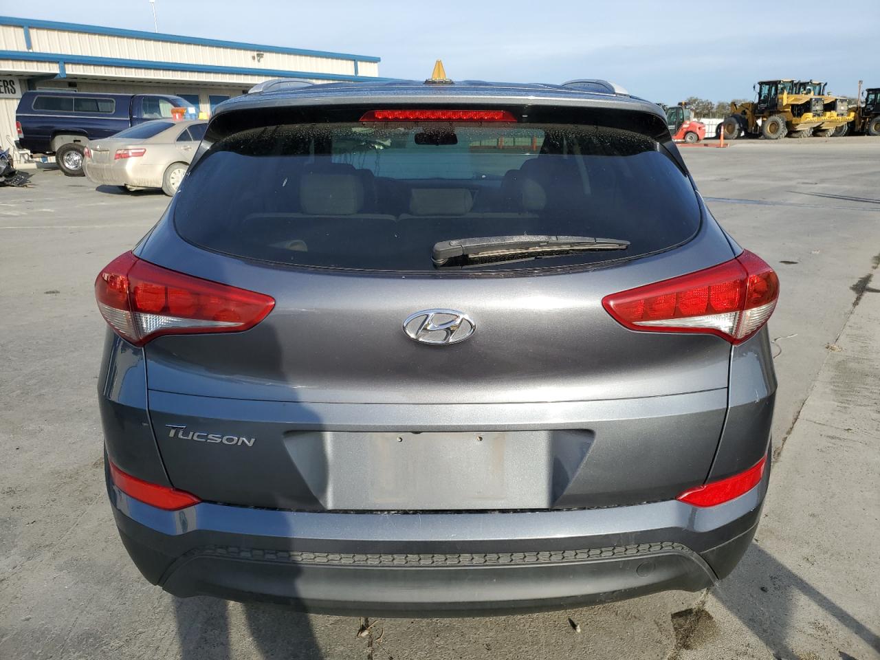 2018 Hyundai Tucson Sel VIN: KM8J33A48JU726418 Lot: 78363274