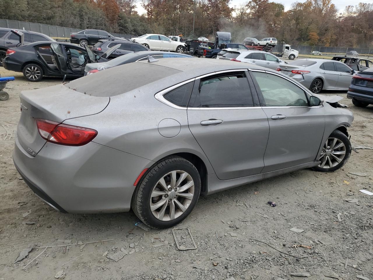 2015 Chrysler 200 - Image 3