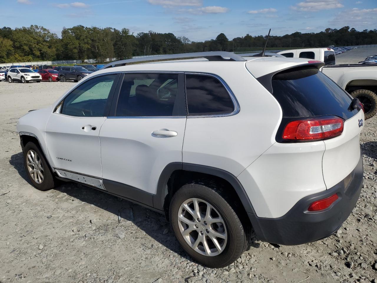 2018 Jeep Grand Cherokee - Image 2