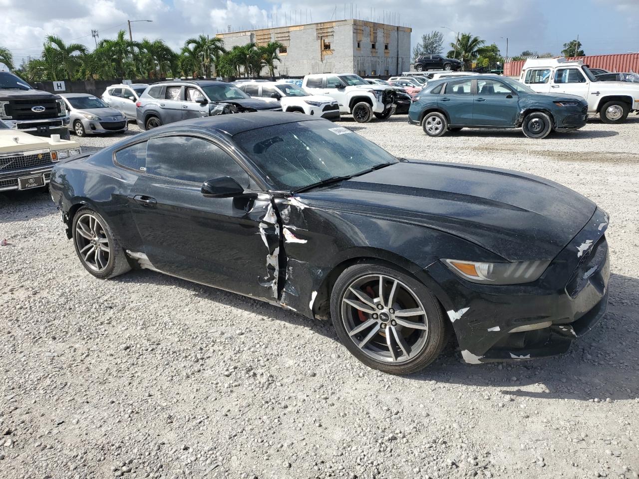 2017 Ford Mustang - Image 4