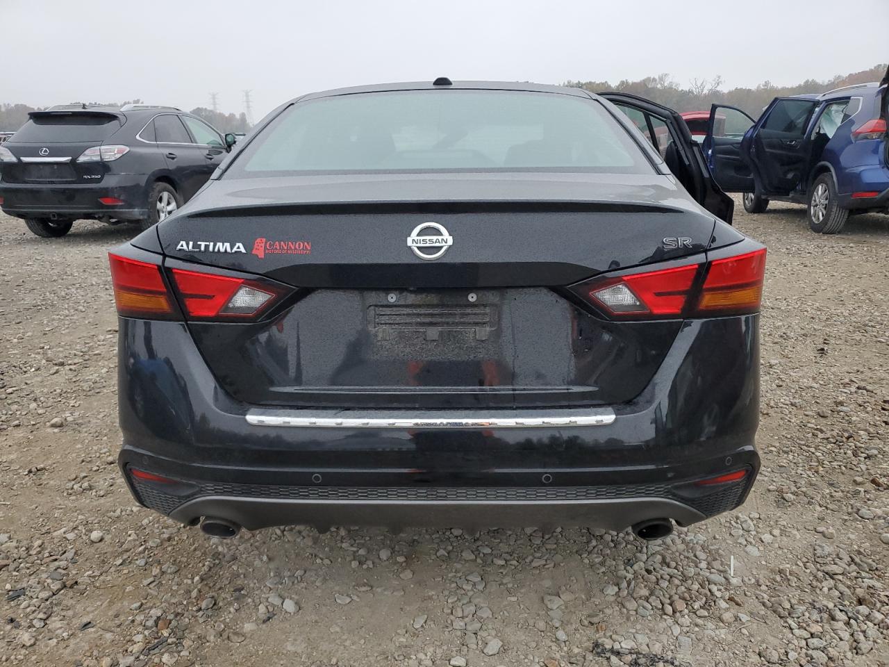 2022 Nissan Altima - Image 6
