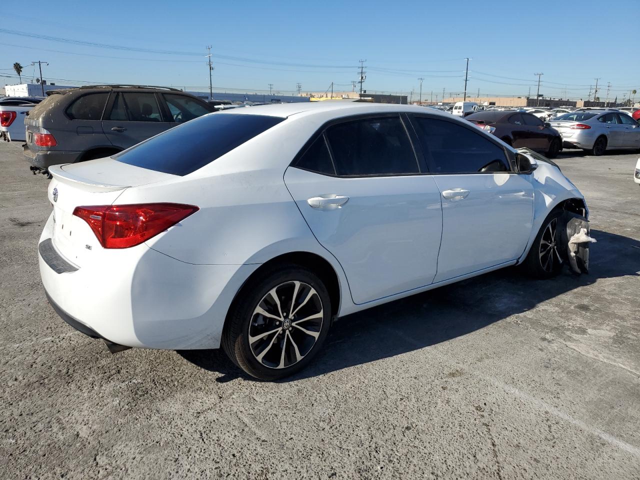 VIN 5YFBURHE2HP696332 2017 TOYOTA COROLLA no.3