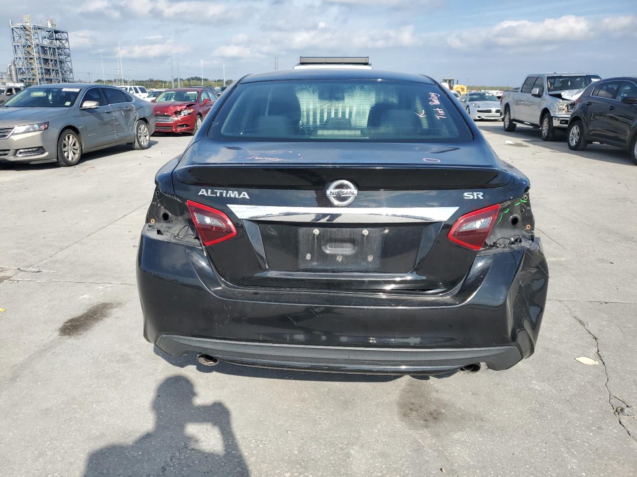 2017 Nissan Altima - Image 6