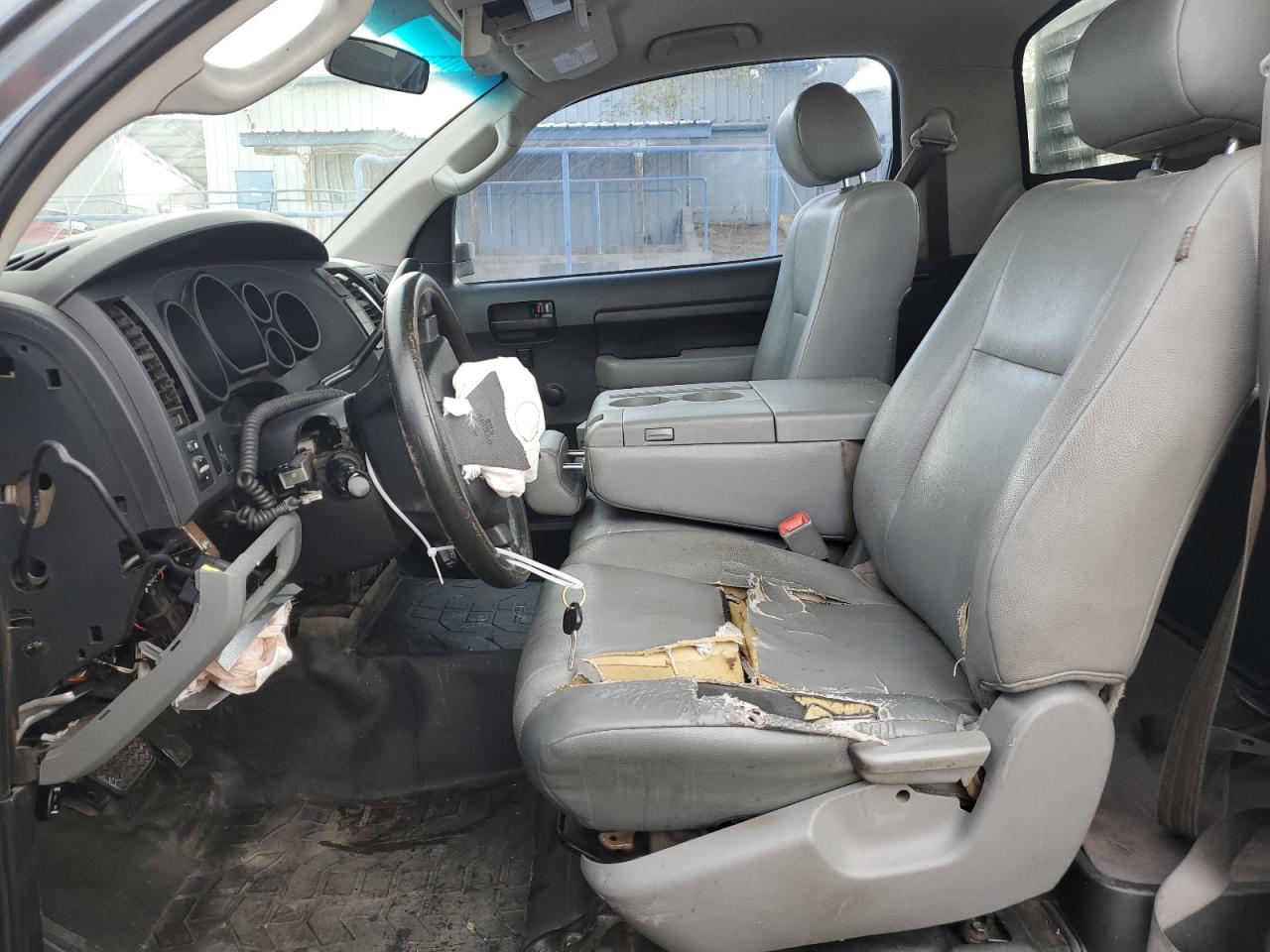 2010 Toyota Tundra - Image 7