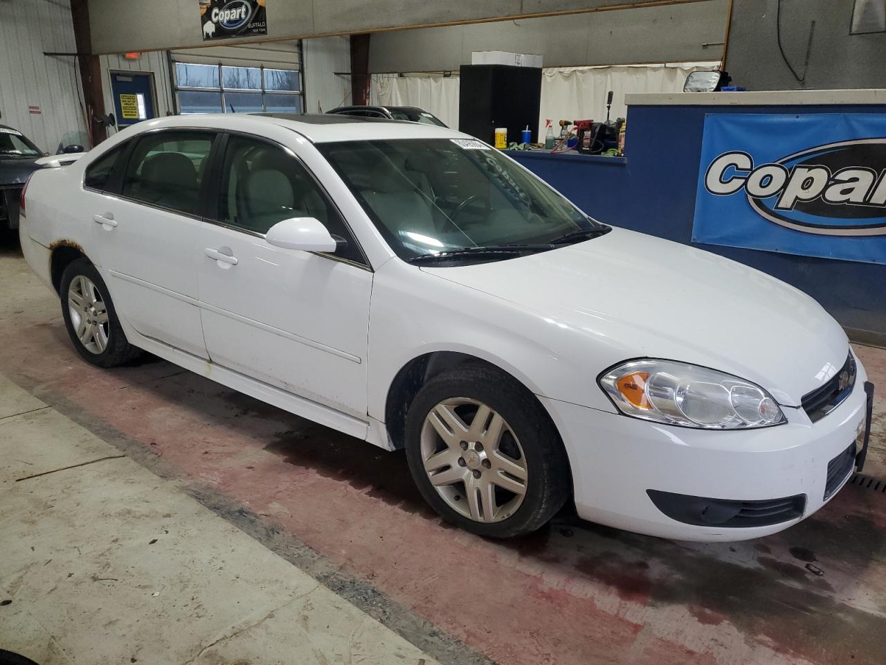 2011 Chevrolet Impala - Image 4