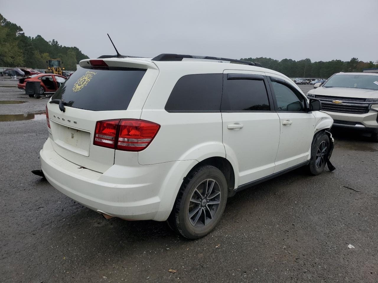 VIN 3C4PDCAB3JT276018 2018 DODGE JOURNEY no.3