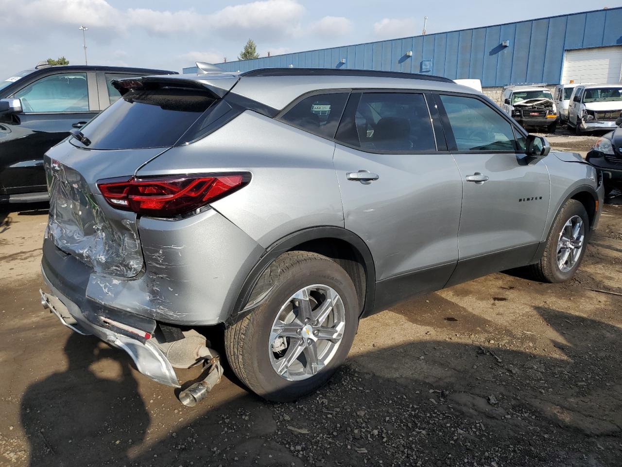 2023 Chevrolet Blazer - Image 3