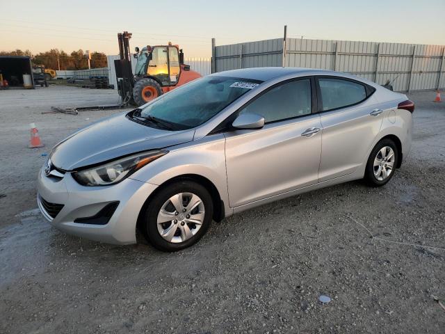 2016 Hyundai Elantra Se zu verkaufen in Arcadia, FL - Side