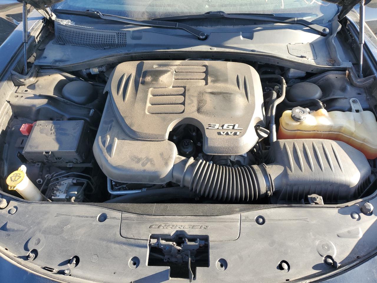 2016 Dodge Charger - Image 12