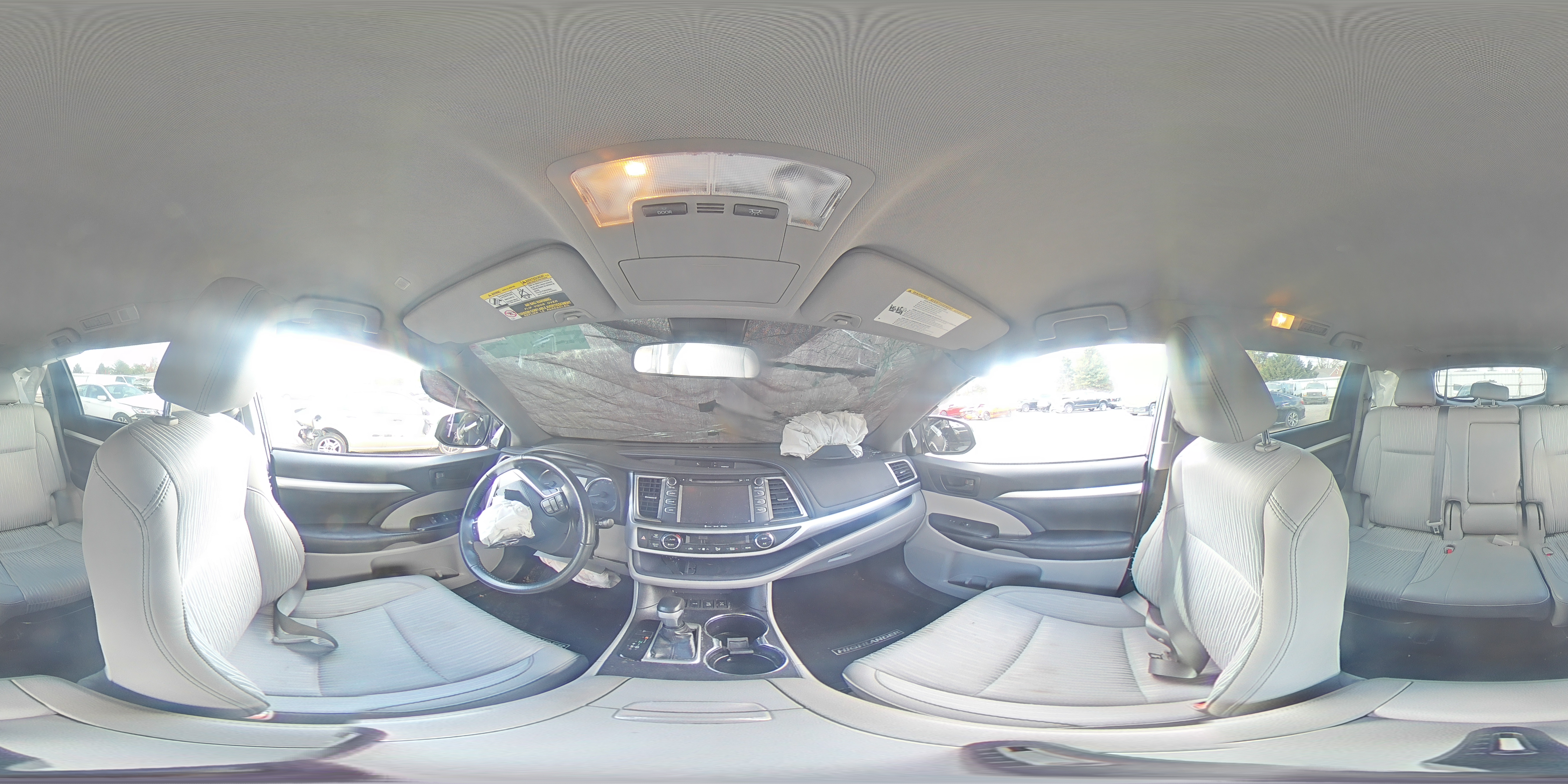 2019 Toyota Highlander - Image 14