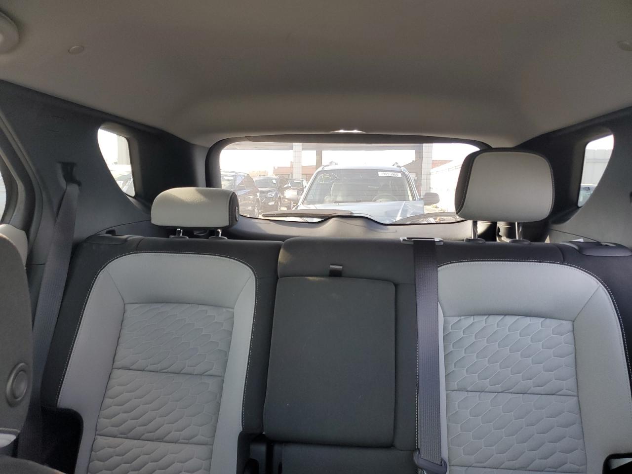 2020 Chevrolet Equinox - Image 10