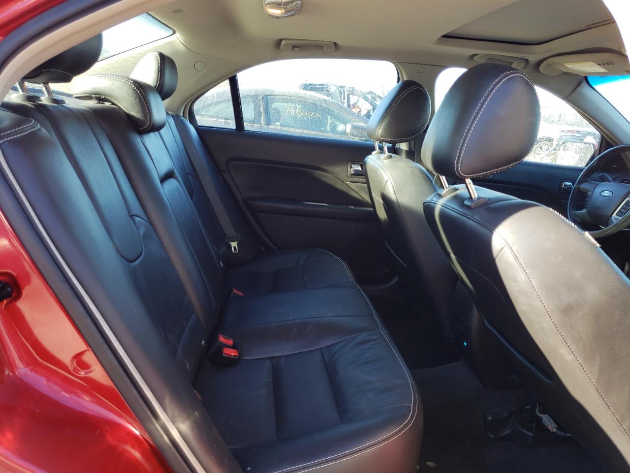 2011 Ford Fusion - Image 10