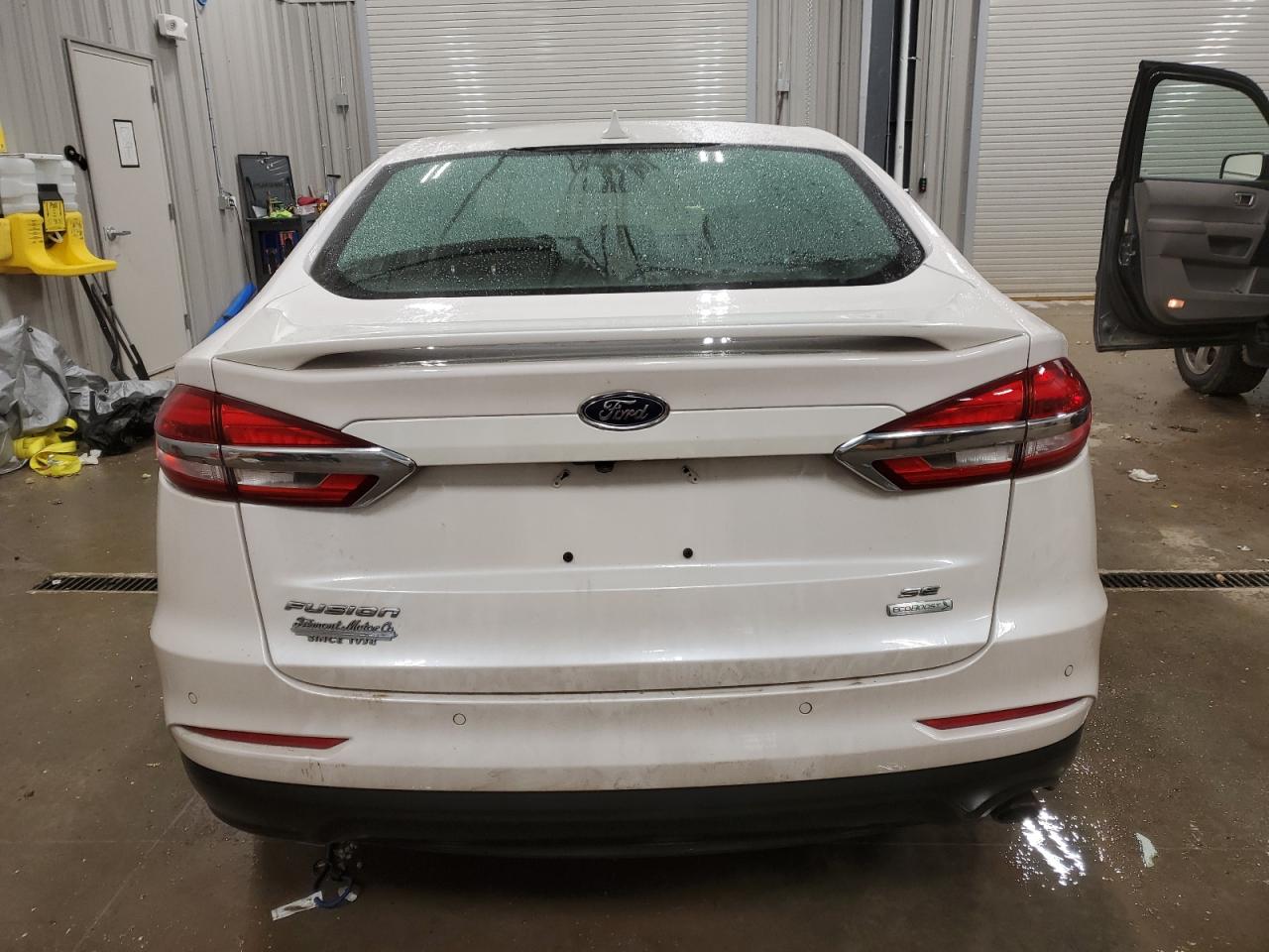 2019 Ford Fusion - Image 6