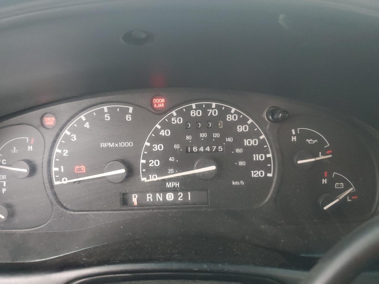 2000 Ford Explorer - Image 9