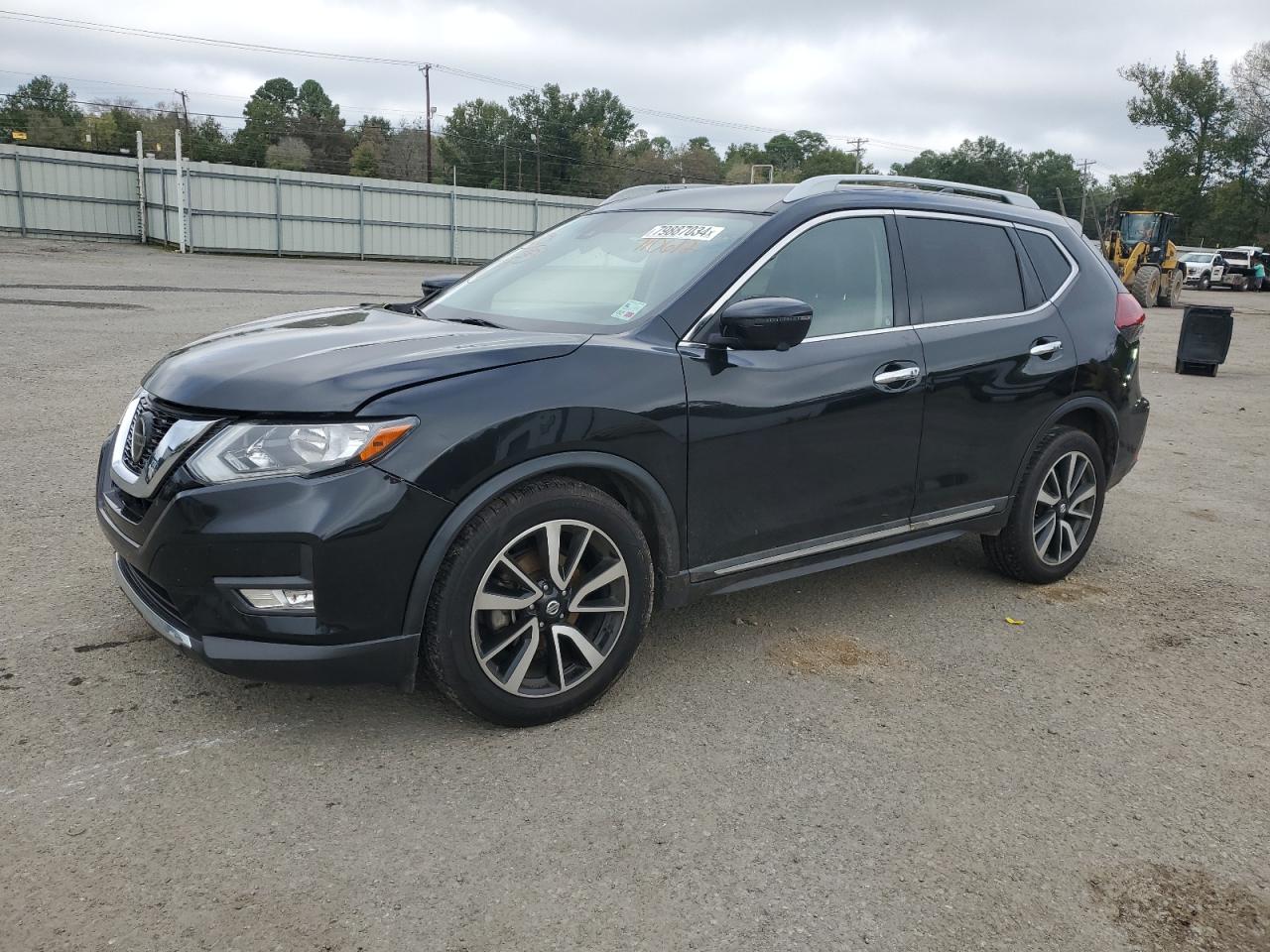 2020 Nissan Rogue - Image 1