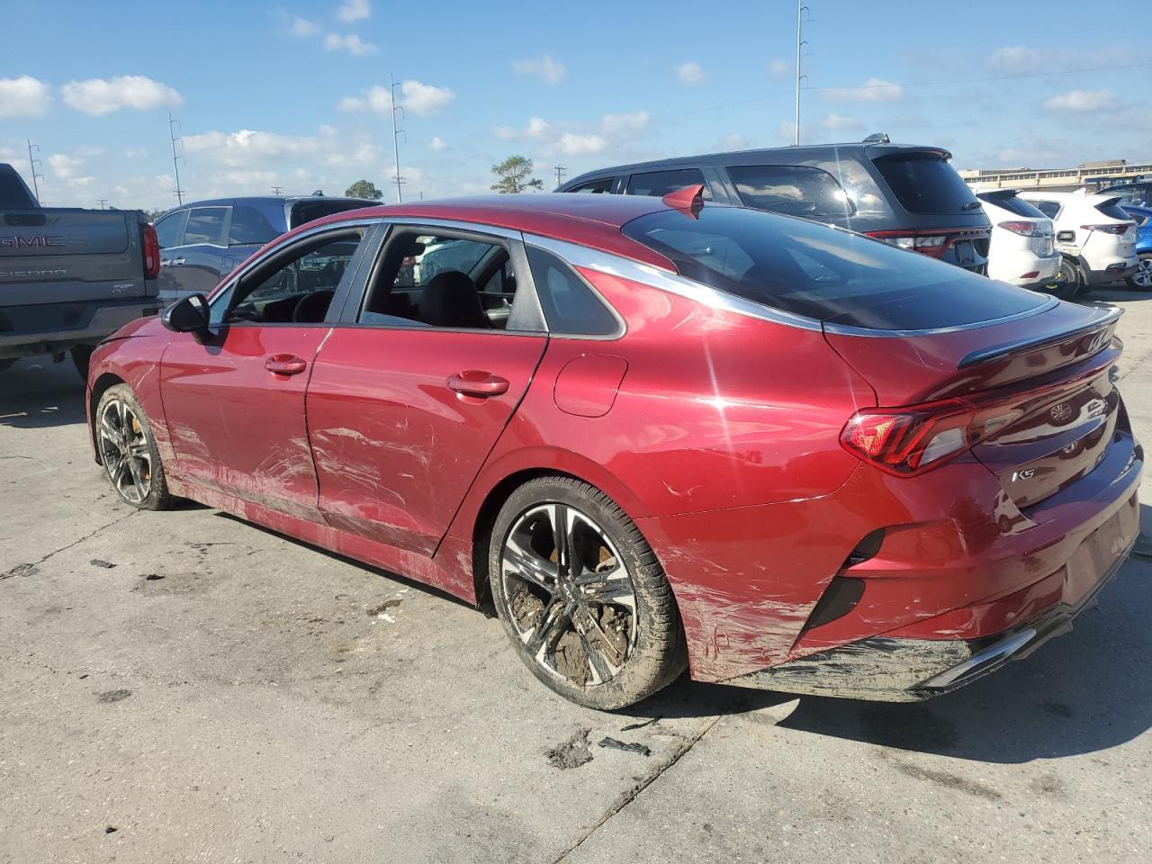 2022 Kia K5 - Image 2