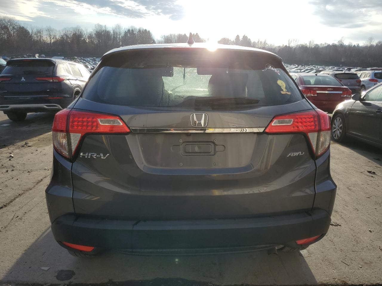 2019 Honda Hr-V Lx VIN: 3CZRU6H30KG711137 Lot: 80588294