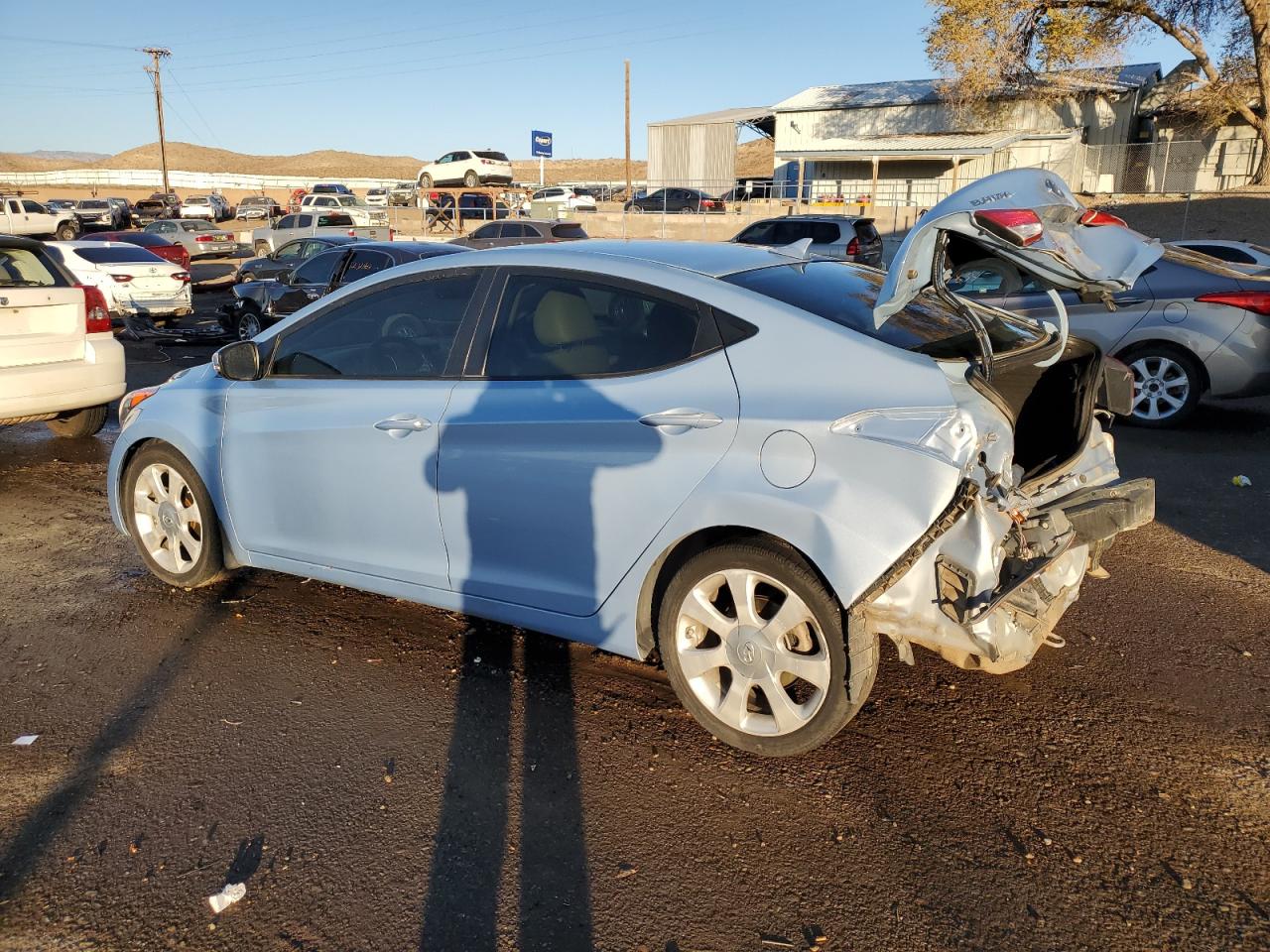 2013 Hyundai Elantra - Image 2