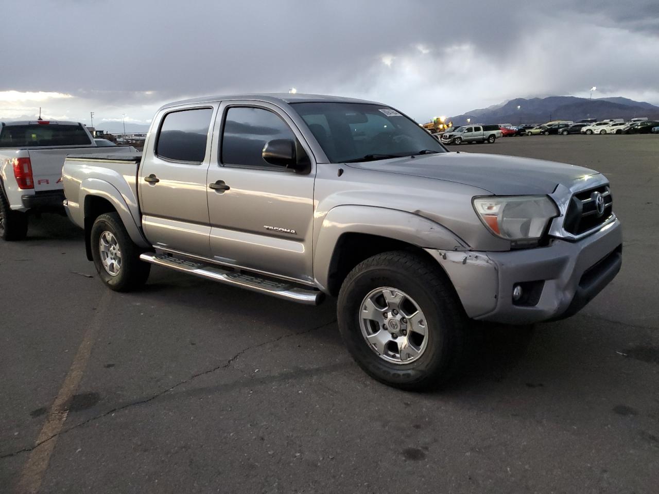 2014 Toyota Tacoma - Image 4