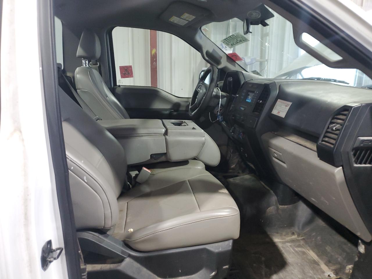 2016 Ford F-150 - Image 10
