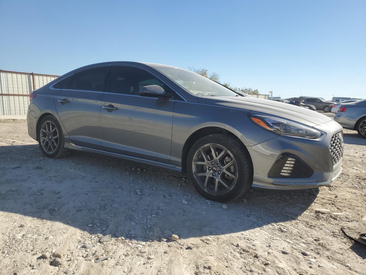 2018 Hyundai Sonata - Image 4