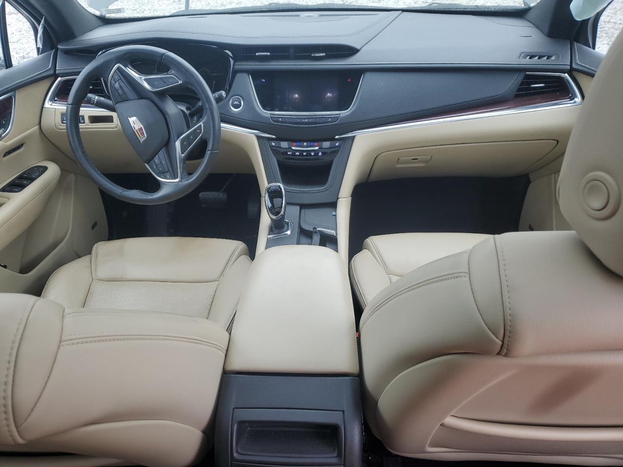 2019 Cadillac XT5 - Image 9